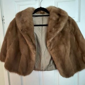 Small mink cape